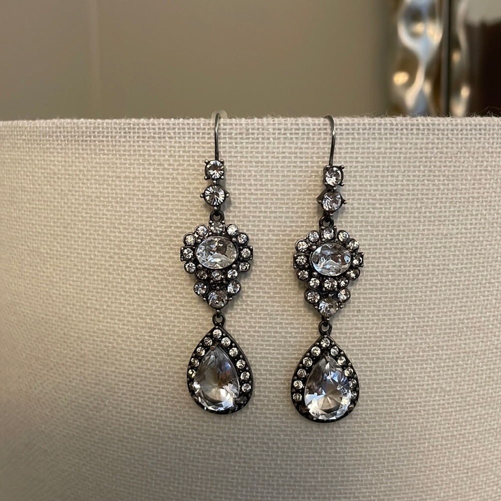 Rhinestone chandelier earrings.  Stunning!